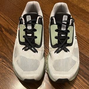 On men’s shoe size 11.